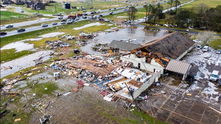 Catastrophic Tornadoes in US: Buhari Condoles with American People