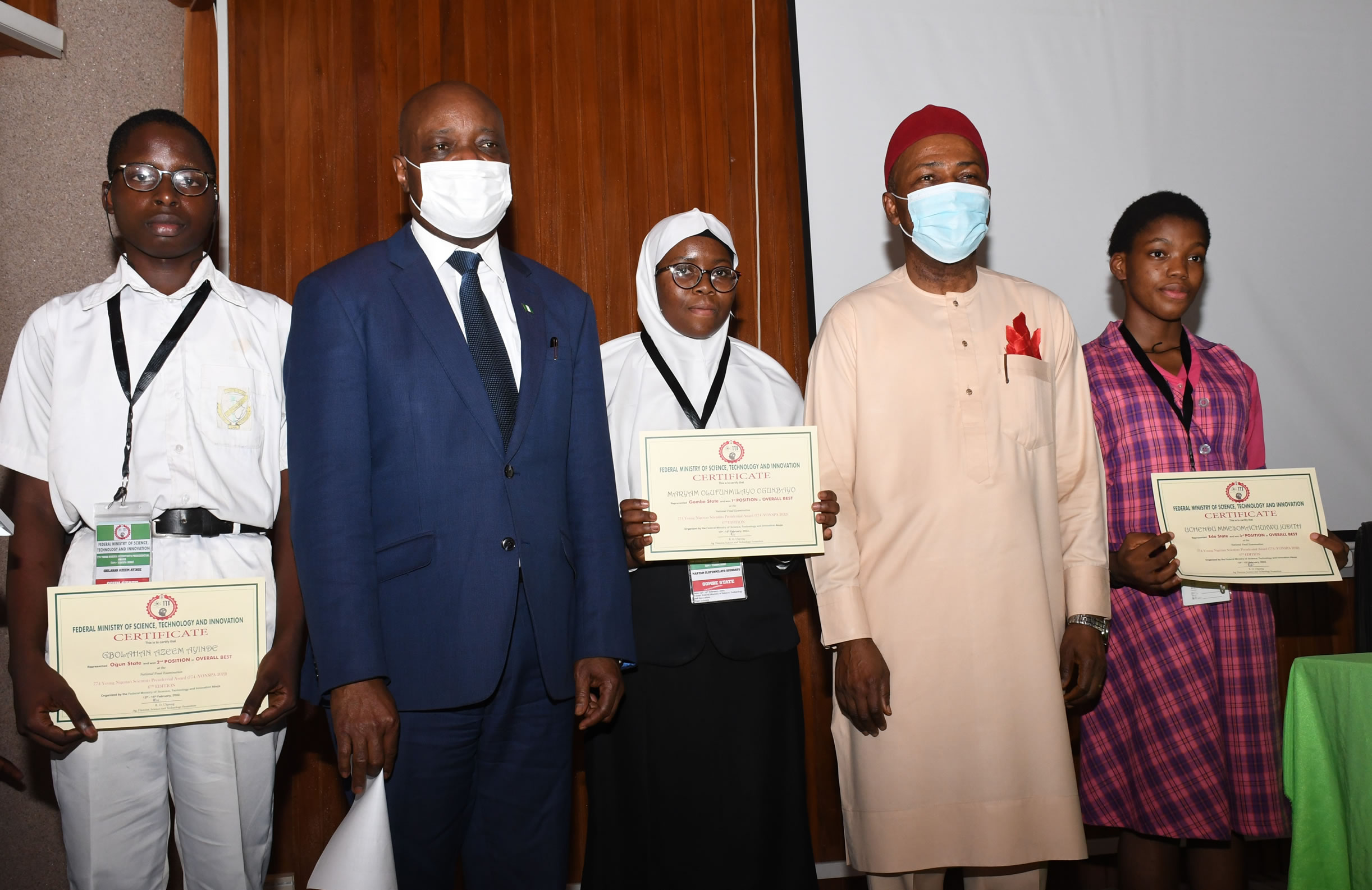 Young Scientist Awards: FG Awards Scholarship, Tasks Winners on Nigeria’s Development