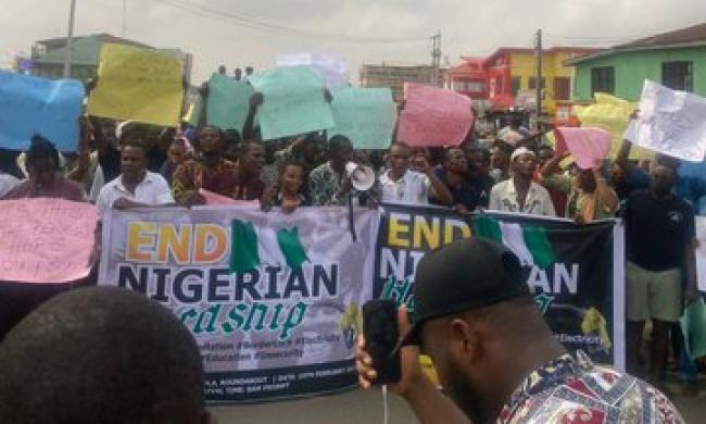 Economic Hardship: Residents Protest, Block Roads In Ibadan