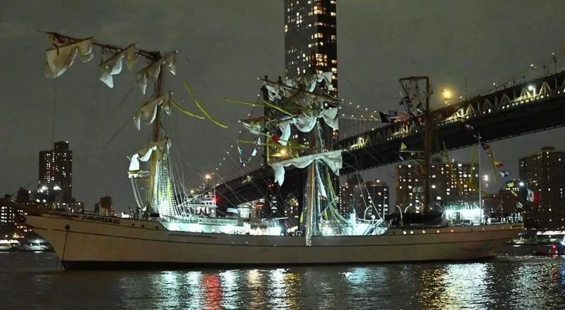 Two dead as Mexican Navy ship crashes into Brooklyn Bridge