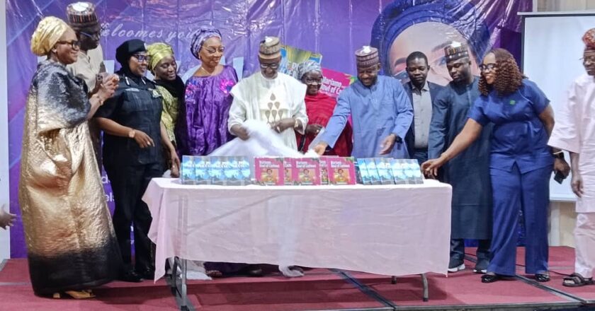 Writer tasks parents on reading culture benefits among children