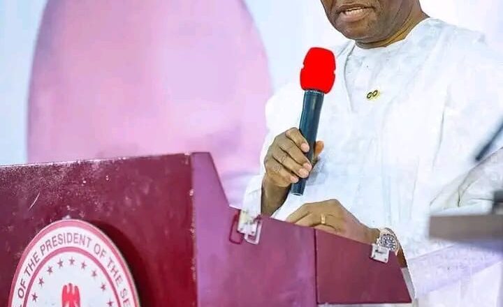 AKPABIO LAUDS SENATOR EFFIONG BOB’S NEW BOOK AS A “MUST-READ” FOR NATION BUILDING