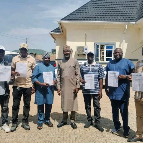 KWALI AREA COUNCIL CHAIRMAN PRESENTS APPOINTMENT LETTERS TO NEWLY APPOINTED AIDES