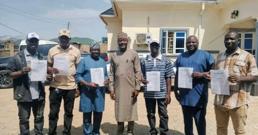 KWALI AREA COUNCIL CHAIRMAN PRESENTS APPOINTMENT LETTERS TO NEWLY APPOINTED AIDES