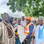 Senator Tambuwal Hands Over ₦20 Million Financial Support, NEMA Relief Materials to IDPs in Tureta and Bodinga